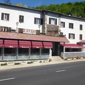 hotel-restaurant-le-pain-de-sucre.hotels-rhonealpes.com/